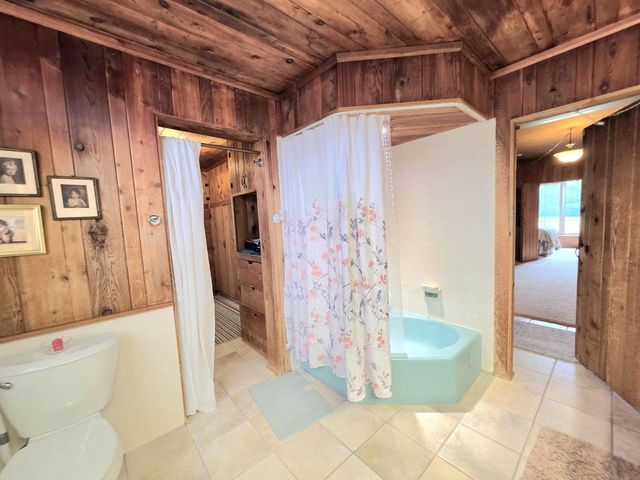711 Giddings AVENUE, Sheboygan Falls, WI 53085