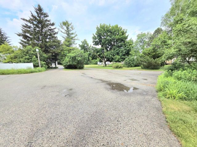 711 Giddings AVENUE, Sheboygan Falls, WI 53085
