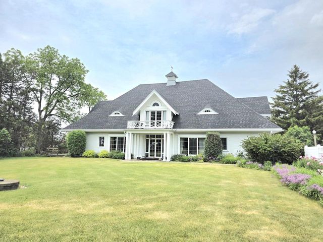 711 Giddings AVENUE, Sheboygan Falls, WI 53085
