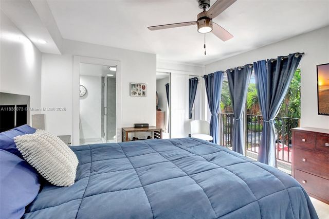 701 NW 98th Cir, Plantation, FL 33324