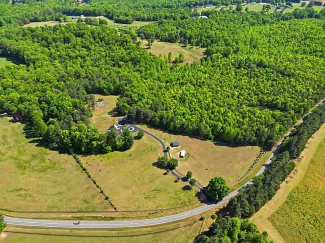 2190 Landrum Mill Road, Campobello, SC 29322