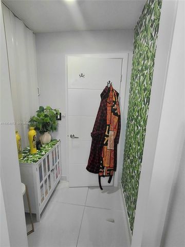 25868 SW 139th Path, Homestead, FL 33032