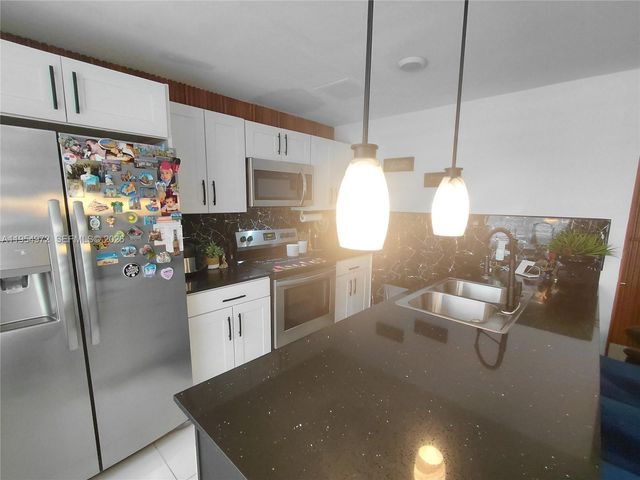 25868 SW 139th Path, Homestead, FL 33032