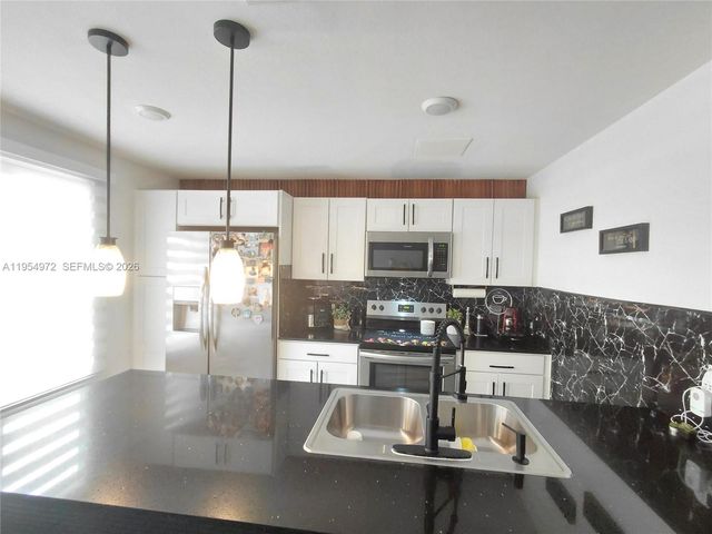 25868 SW 139th Path, Homestead, FL 33032