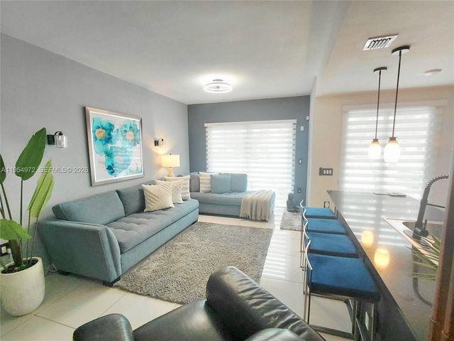 25868 SW 139th Path, Homestead, FL 33032