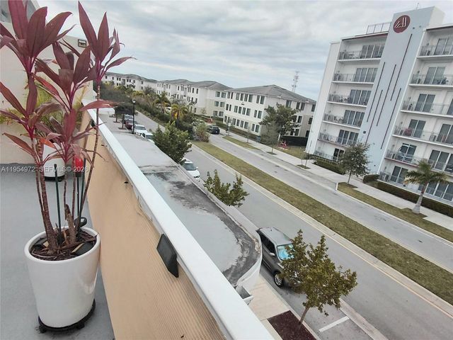 25868 SW 139th Path, Homestead, FL 33032