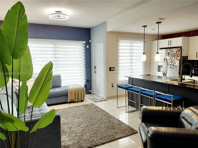 25868 SW 139th Path, Homestead, FL 33032