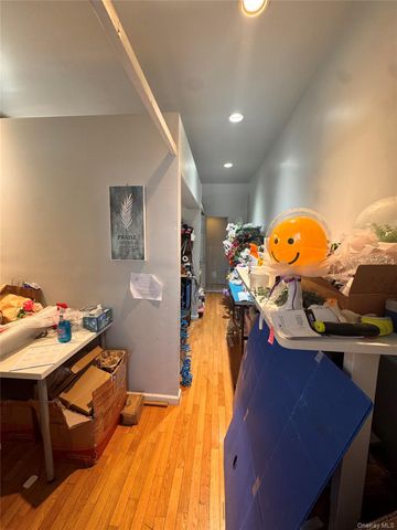 3615 164th Street, Flushing, NY 11358