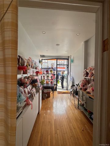 3615 164th Street, Flushing, NY 11358