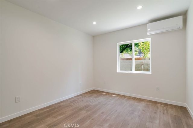 1961 Waltonia Drive 106, Montrose, CA 91020