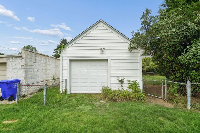 375 E Royal Forest Boulevard, Columbus, OH 43214