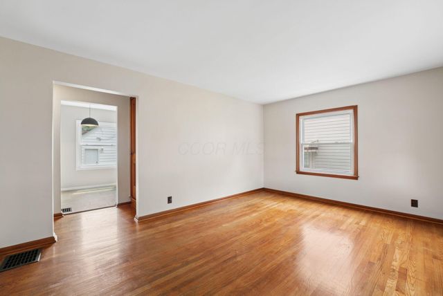 375 E Royal Forest Boulevard, Columbus, OH 43214