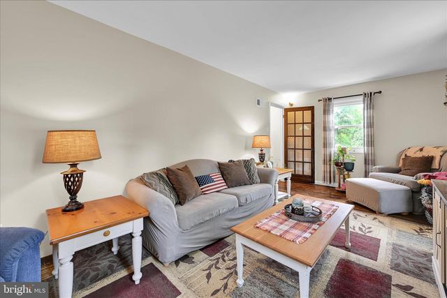 253 PIKETOWN RD, Harrisburg, PA 17112