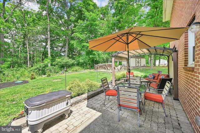 253 PIKETOWN RD, Harrisburg, PA 17112