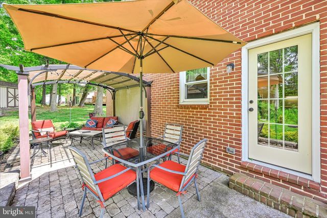 253 PIKETOWN RD, Harrisburg, PA 17112