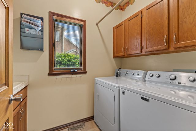 1858 Broadleaf Court, Greenwood, IN 46143
