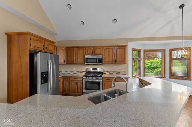 1858 Broadleaf Court, Greenwood, IN 46143