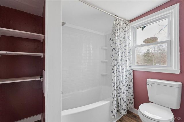 1074 Throckmorton Trail, Scottsburg, VA 24589