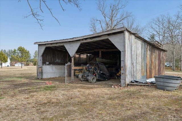 1074 Throckmorton Trail, Scottsburg, VA 24589