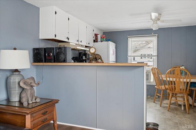 1074 Throckmorton Trail, Scottsburg, VA 24589