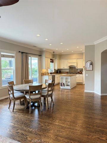 24217 English Rose, Valencia, CA 91354