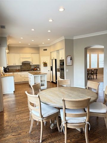 24217 English Rose, Valencia, CA 91354