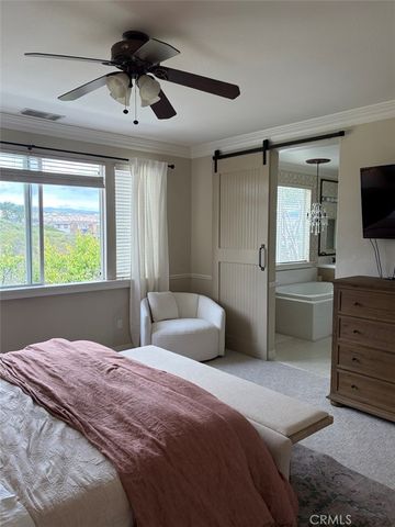 24217 English Rose, Valencia, CA 91354