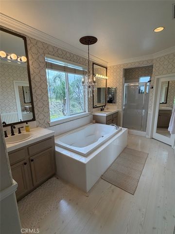 24217 English Rose, Valencia, CA 91354