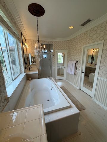 24217 English Rose, Valencia, CA 91354