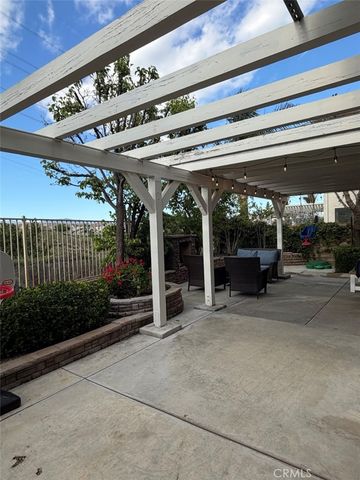 24217 English Rose, Valencia, CA 91354