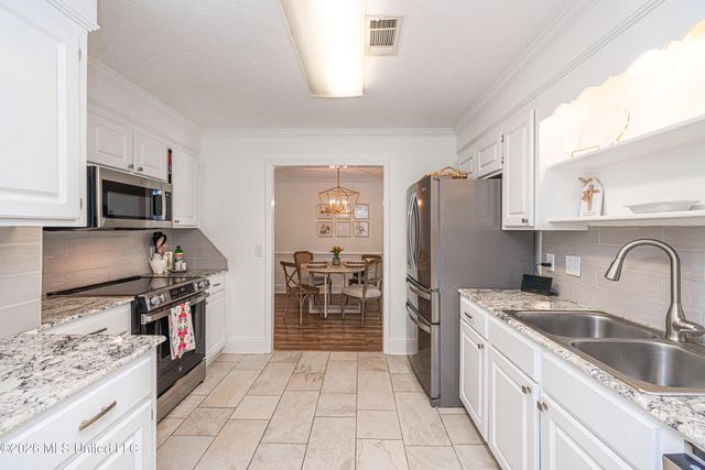 571 Acorn Lane, Brandon, MS 39047