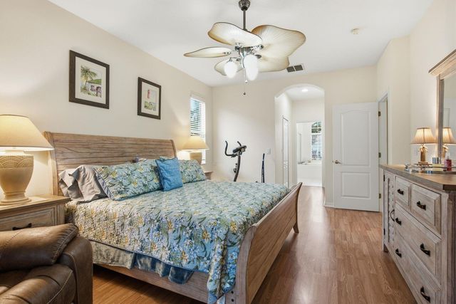 4882 W BREEZE CIRCLE, Palm Harbor, FL 34683