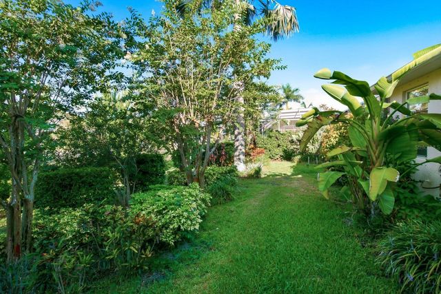 4882 W BREEZE CIRCLE, Palm Harbor, FL 34683
