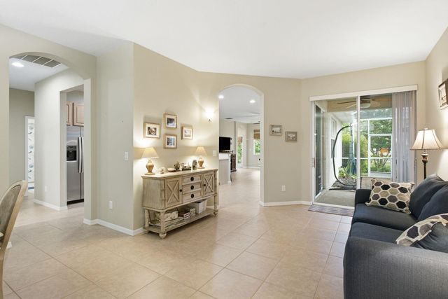4882 W BREEZE CIRCLE, Palm Harbor, FL 34683