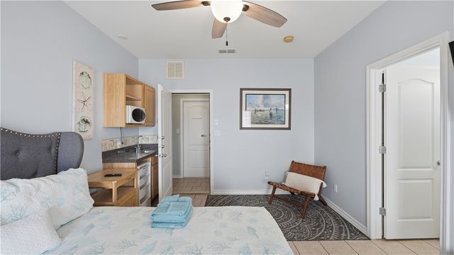 14202 Encantada Ave, Corpus Christi, TX 78418
