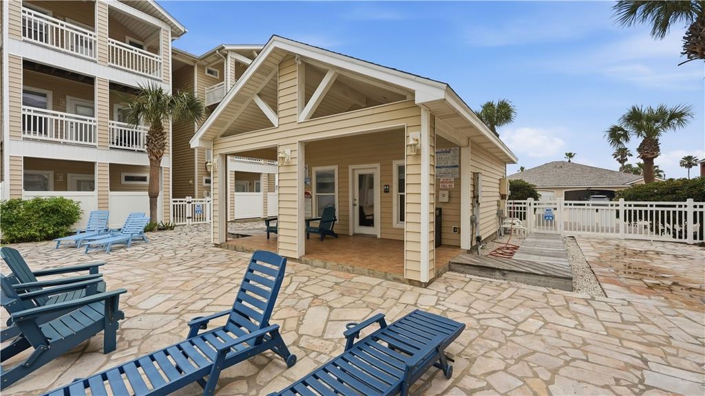 14202 Encantada Ave 103, Corpus Christi, TX 78418 — photo 4