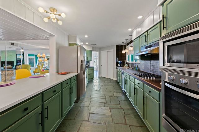 350 W Ardenwood, Baton Rouge, LA 70806