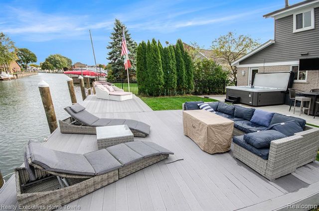 37762 Huron Pointe Drive, Harrison Twp, MI 48045