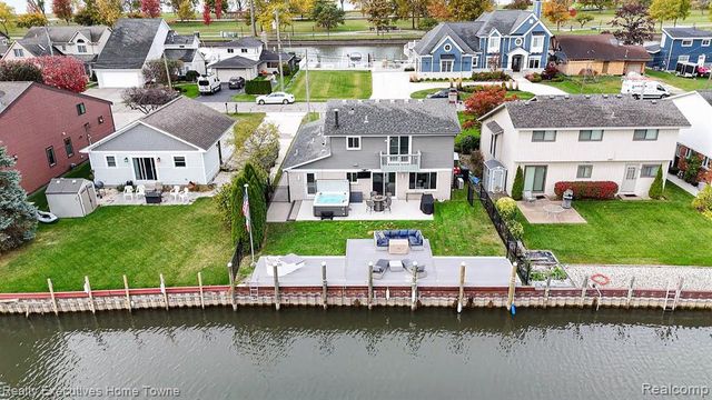 37762 Huron Pointe Drive, Harrison Twp, MI 48045