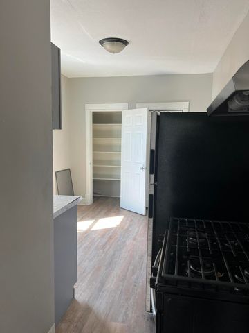 4030 Pulaski Street, East Chicago, IN 46312