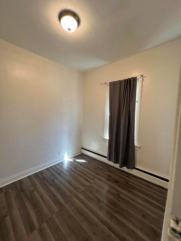 4030 Pulaski Street, East Chicago, IN 46312