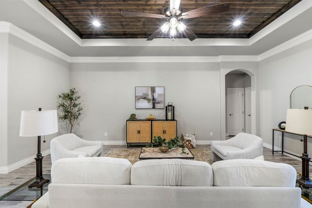 10301 Ravenswood Road, Granbury, TX 76049