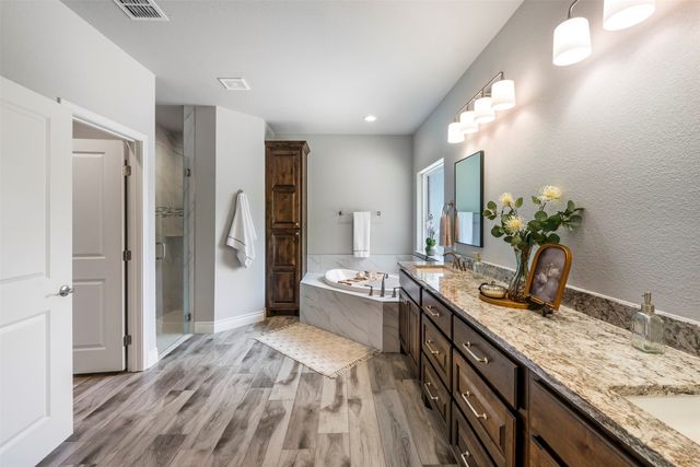 10301 Ravenswood Road, Granbury, TX 76049
