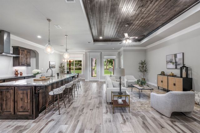 10301 Ravenswood Road, Granbury, TX 76049