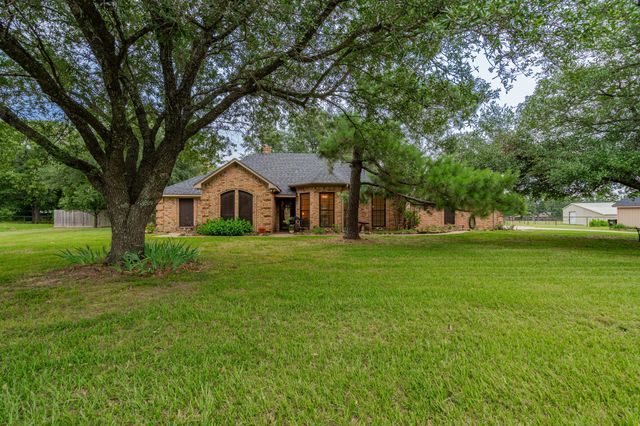8429 Karen Lane, Terrell, TX 75160