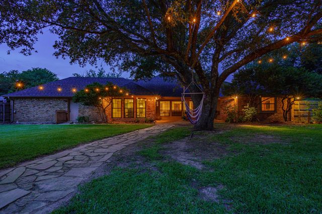 8429 Karen Lane, Terrell, TX 75160