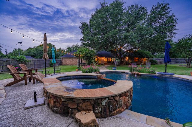 8429 Karen Lane, Terrell, TX 75160