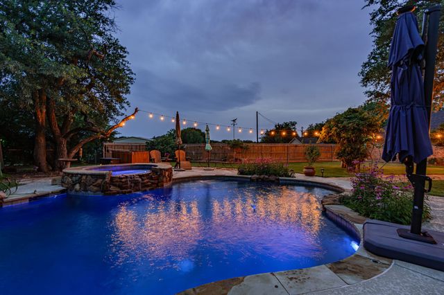 8429 Karen Lane, Terrell, TX 75160