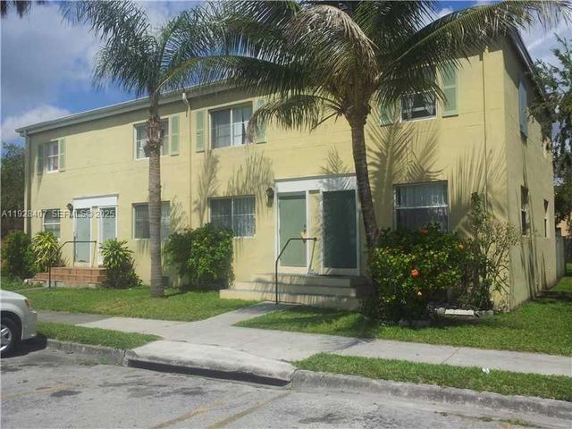 457 NW 84th St 457, Miami, FL 33150