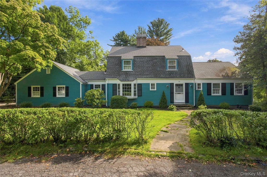 1 Grandview Circle, Pleasantville, NY 10570 — exterior